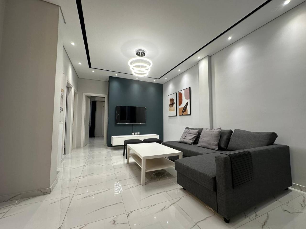Warm And Modern Brand New Apartment Pireu Exterior foto